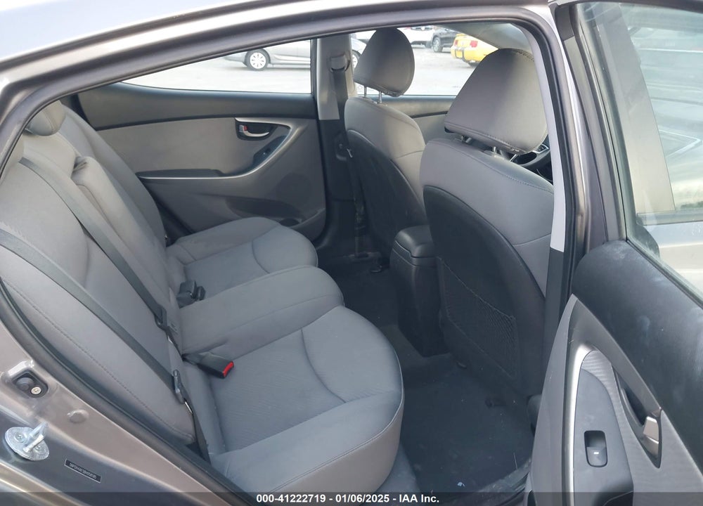 2011 HYUNDAI ELANTRA GLS VIN: 5NPDH4AE5BH058185