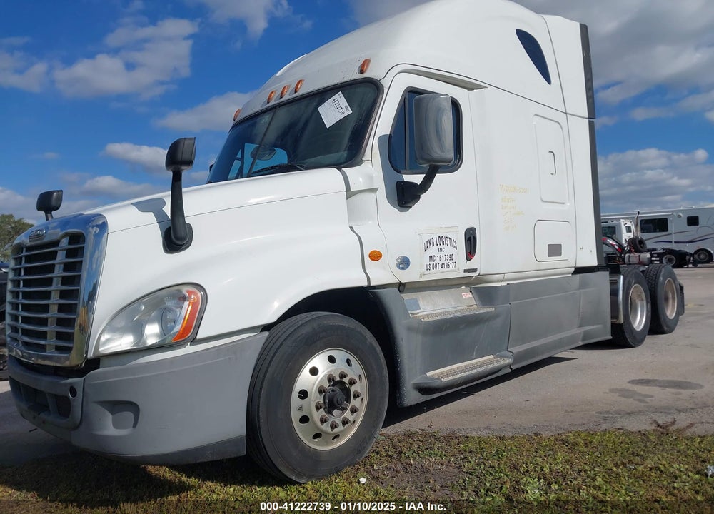 2018 FREIGHTLINER CASCADIA 125 VIN: 3AKJGLDR3JSHV1572
