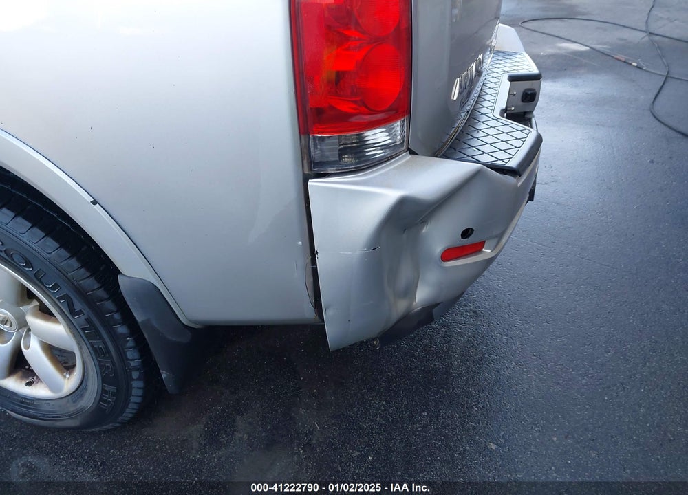 2011 NISSAN ARMADA SV VIN: 5N1BA0ND1BN606068