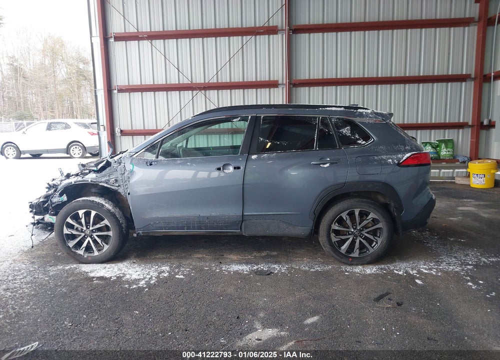 2023 TOYOTA COROLLA CROSS XLE VIN: 7MUDAABG6PV077919