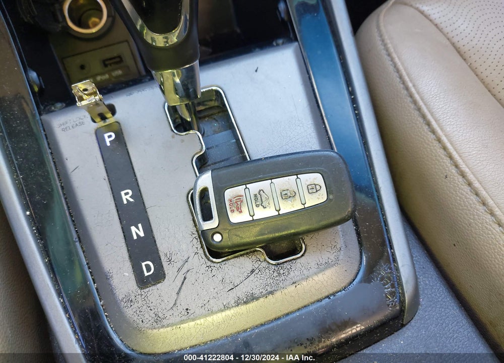 2013 HYUNDAI ELANTRA VIN: 5NPDH4AE1DH287689