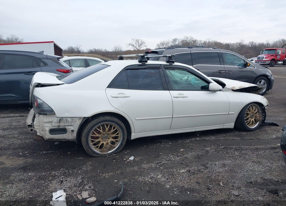 2001 LEXUS IS 300 VIN: JTHBD182610005714
