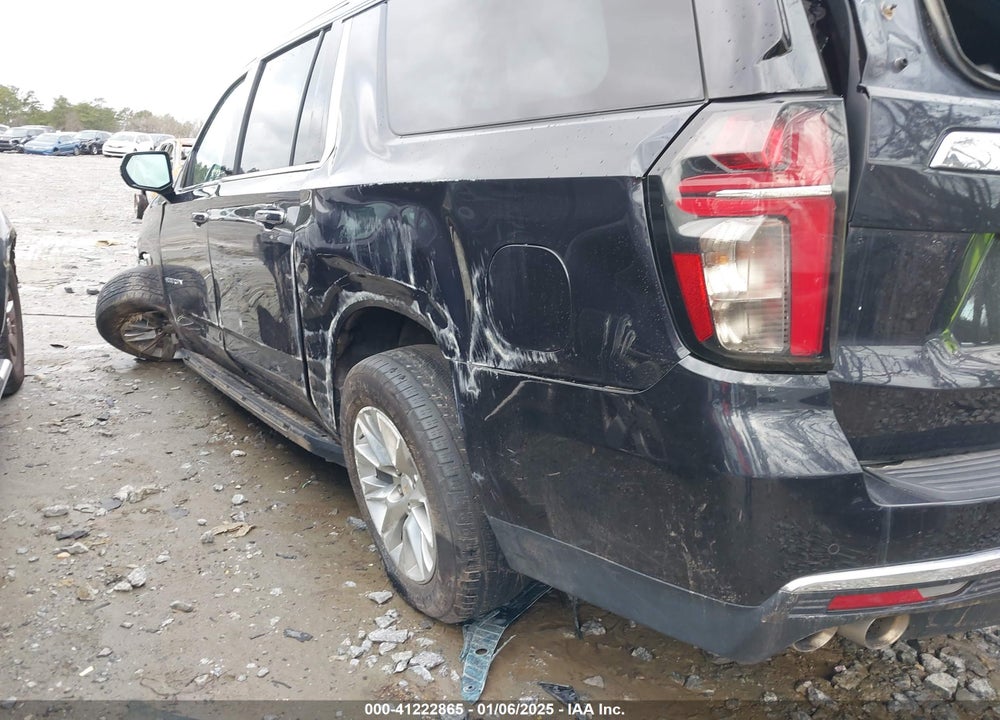 2023 CHEVROLET SUBURBAN 2WD PREMIER VIN: 1GNSCFKD1PR364024