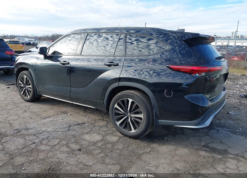 2021 TOYOTA HIGHLANDER XSE VIN: 5TDLZRBH3MS121456