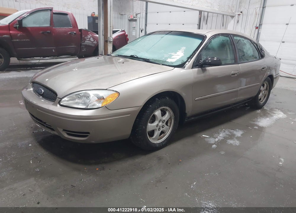 2005 FORD TAURUS SE VIN: 1FAFP53U45A227863