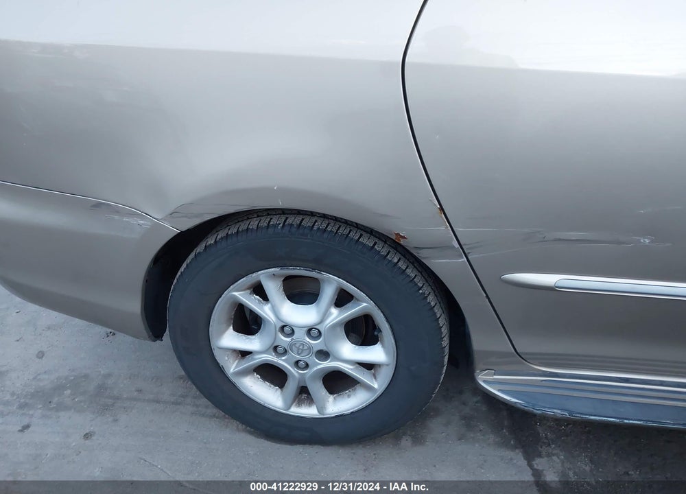 2005 TOYOTA SIENNA XLE LIMITED VIN: 5TDBA22C25S039413