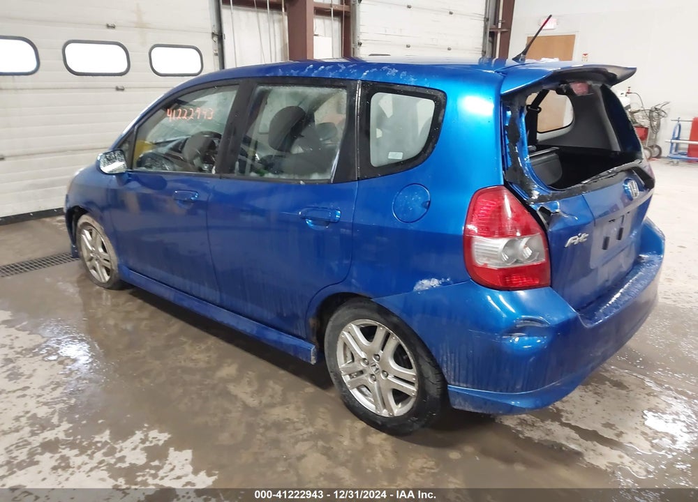 2007 HONDA FIT VIN: JHMGD38637S023282