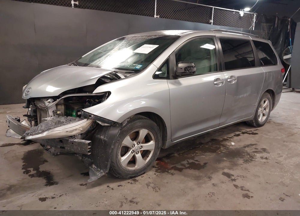 2011 TOYOTA SIENNA LE V6 VIN: 5TDKK3DC1BS003515