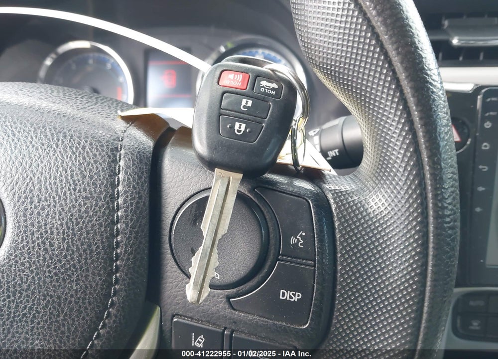 2017 TOYOTA COROLLA LE VIN: 2T1BURHEXHC777742