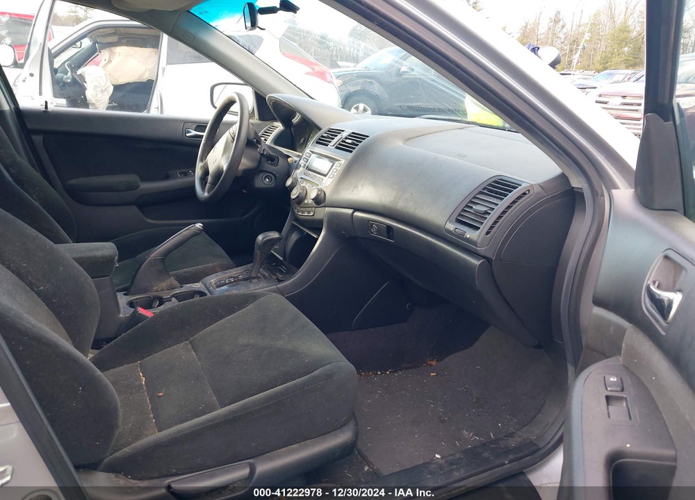 2007 HONDA ACCORD VIN: 1HGCM56417A201176