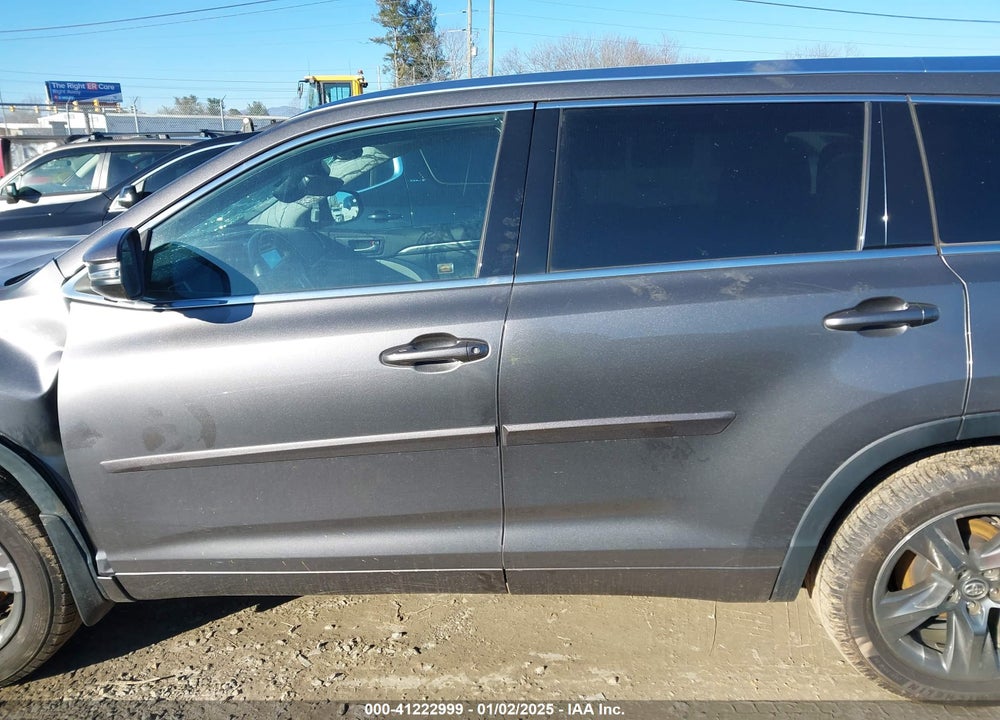 2019 TOYOTA HIGHLANDER LIMITED/PLATINUM VIN: 5TDDZRFH8KS980392