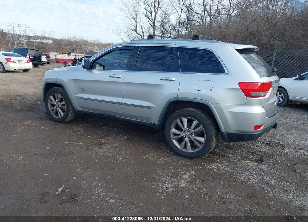 2011 JEEP GRAND CHEROKEE LAREDO VIN: 1J4RR4GG5BC678164