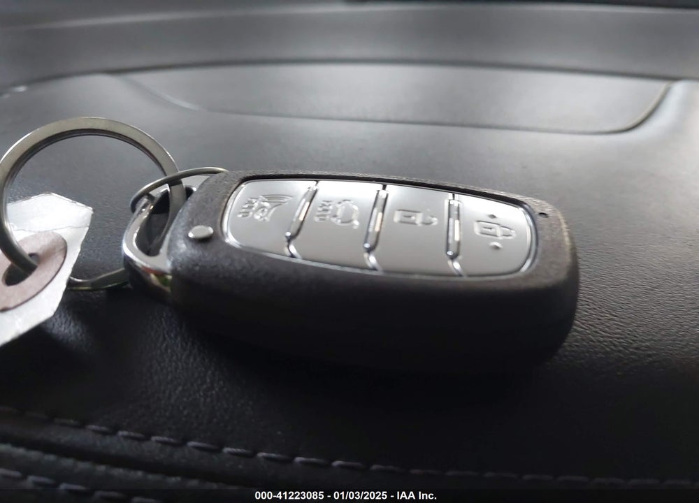 2016 HYUNDAI TUCSON LIMITED/SPORT AND ECO/SE VIN: KM8J3CA26GU162565