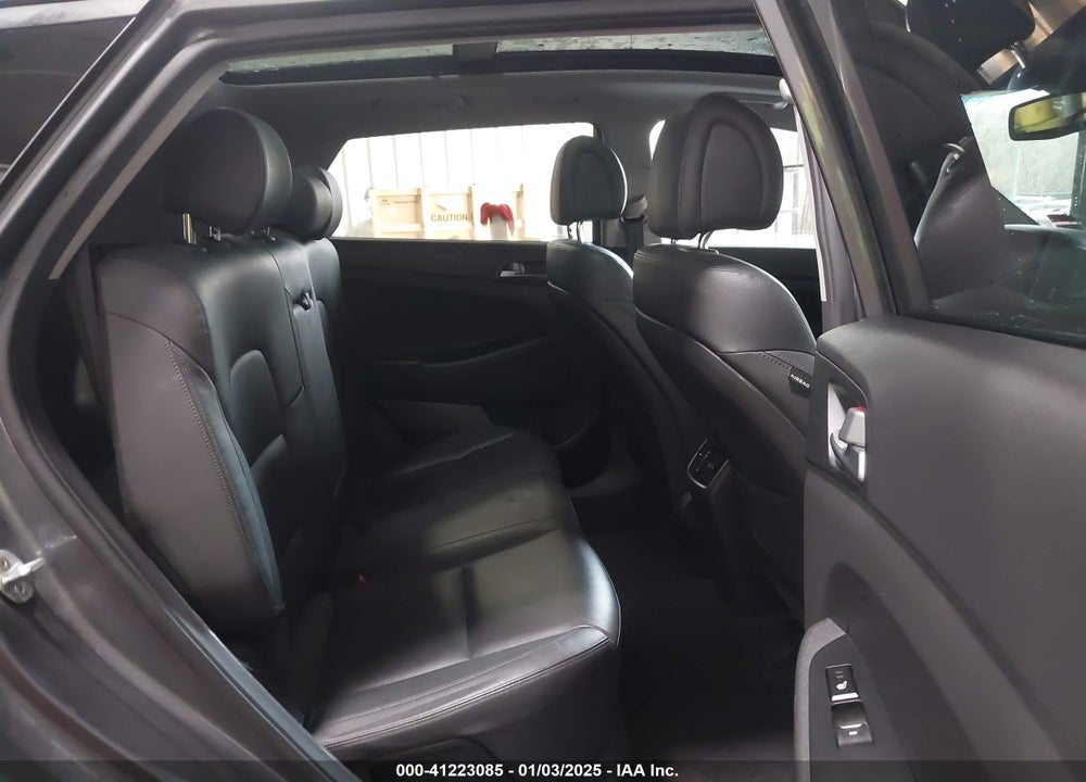 2016 HYUNDAI TUCSON LIMITED/SPORT AND ECO/SE VIN: KM8J3CA26GU162565
