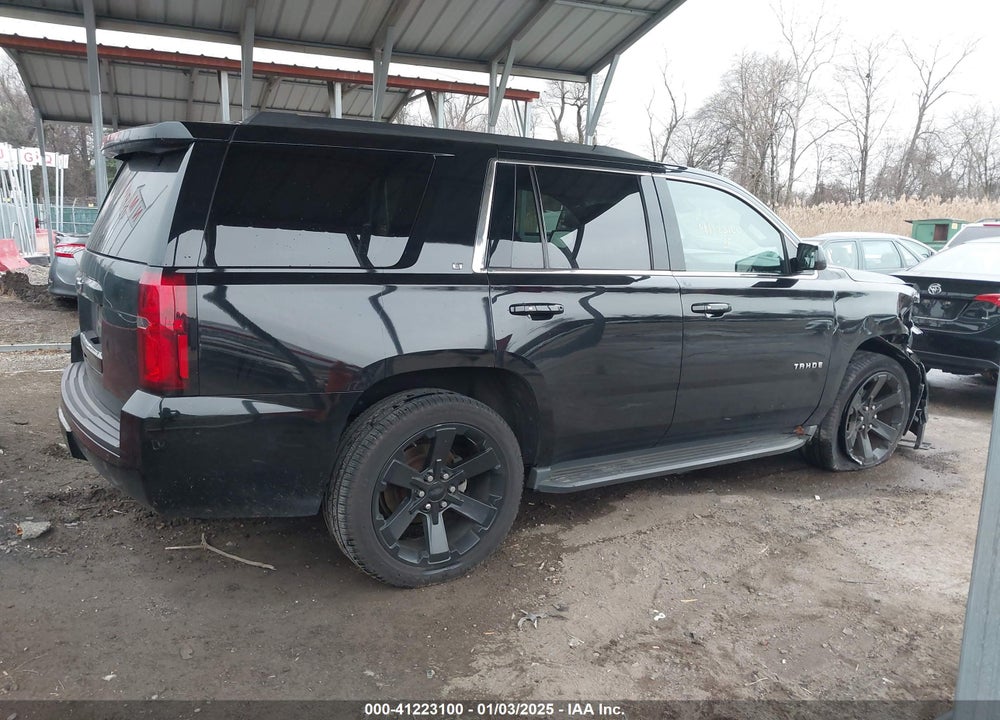 2017 CHEVROLET TAHOE LT VIN: 1GNSKBKC8HR137644