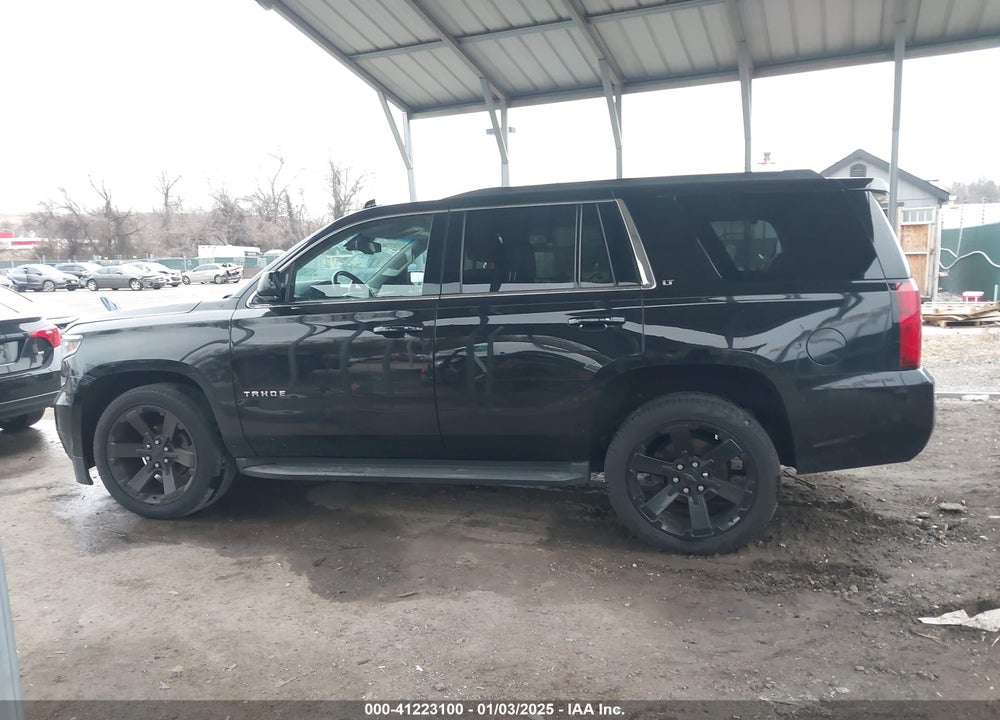 2017 CHEVROLET TAHOE LT VIN: 1GNSKBKC8HR137644