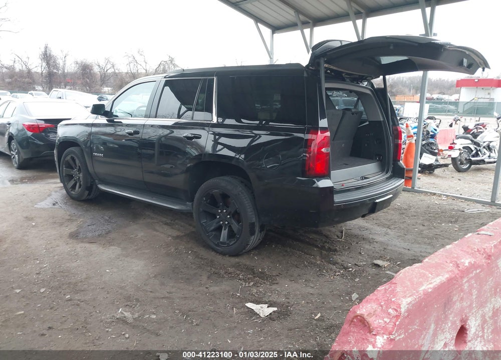 2017 CHEVROLET TAHOE LT VIN: 1GNSKBKC8HR137644