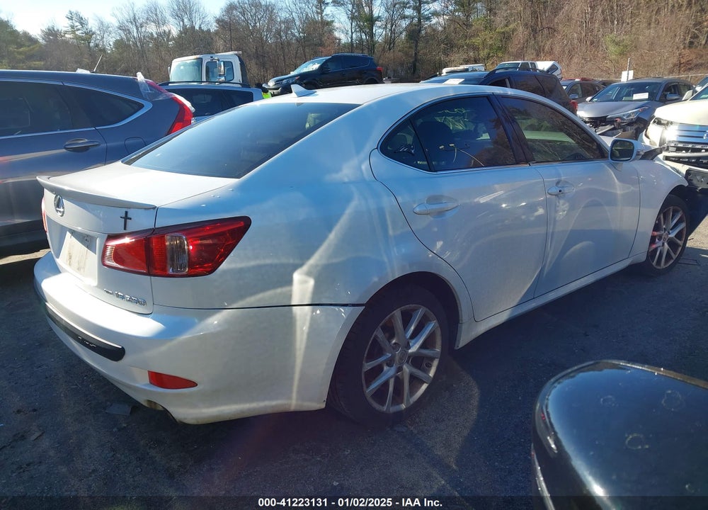 2011 LEXUS IS 250 VIN: JTHCF5C28B5047626