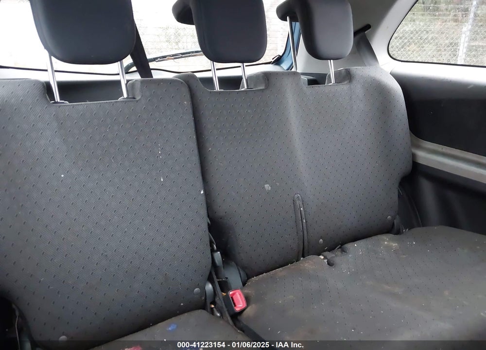 2010 TOYOTA YARIS VIN: JTDJT4K30A5280579