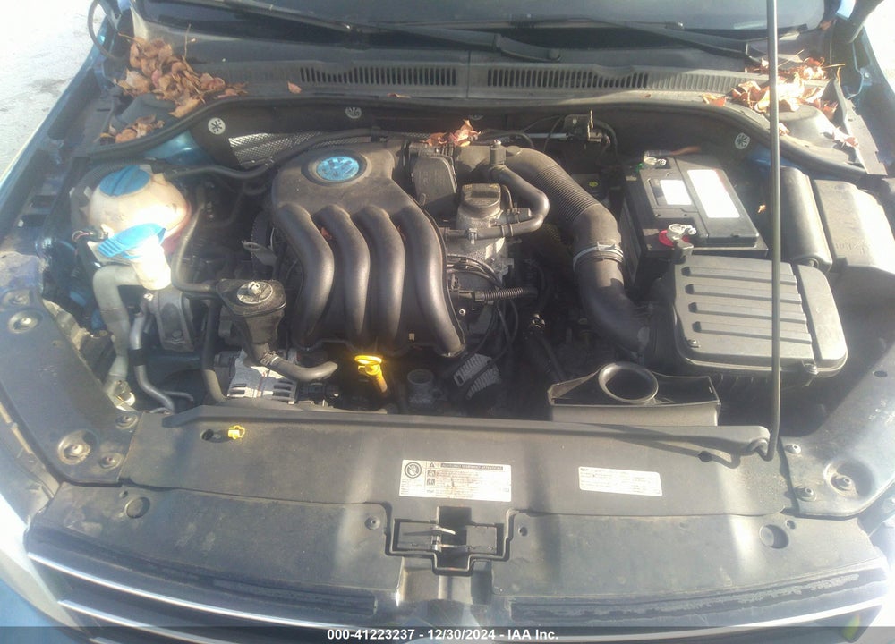 2015 VOLKSWAGEN JETTA 2.0L S VIN: 3VW2K7AJ1FM400638