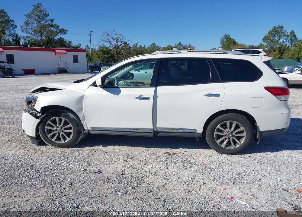 2014 NISSAN PATHFINDER SL VIN: 5N1AR2MN7EC682582