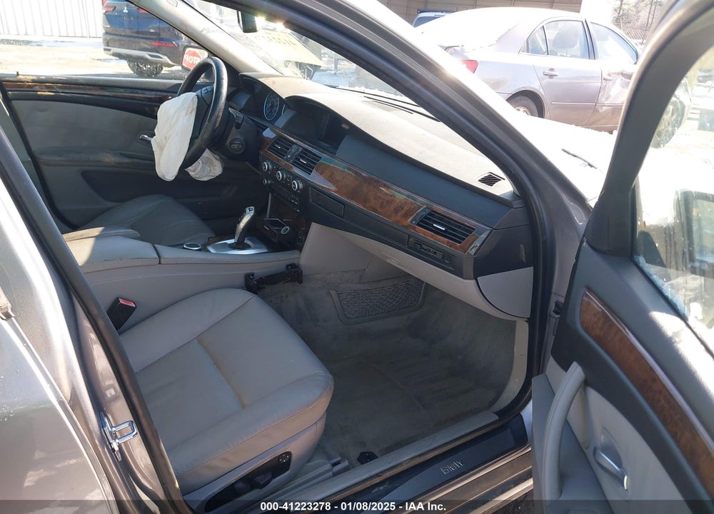 2008 BMW 528XI VIN: WBANV135X8CZ53097
