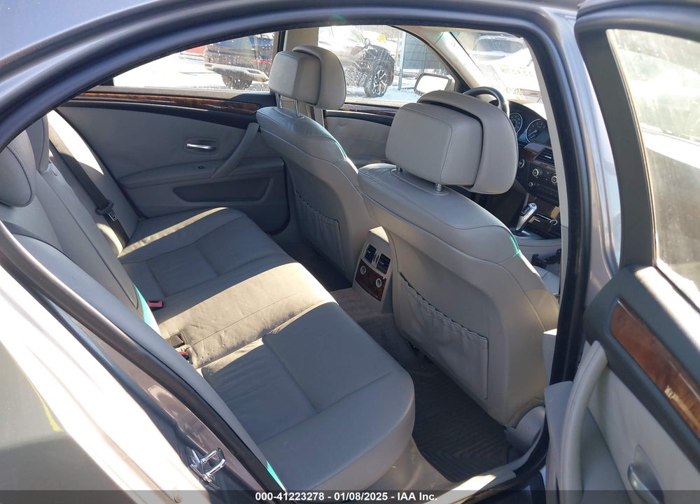 2008 BMW 528XI VIN: WBANV135X8CZ53097