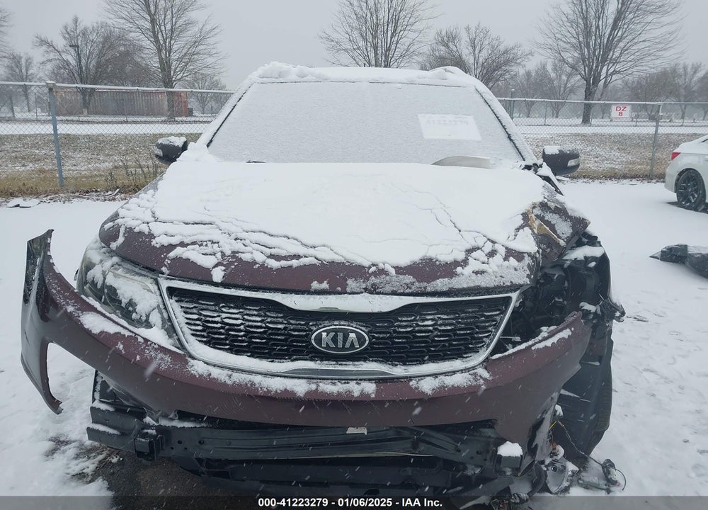 2015 KIA SORENTO VIN: 5XYKTDA62FG638330