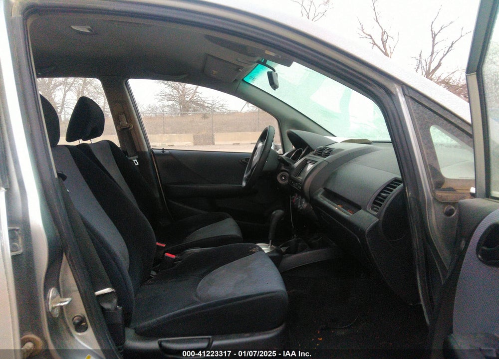2007 HONDA FIT VIN: JHMGD38467S043413