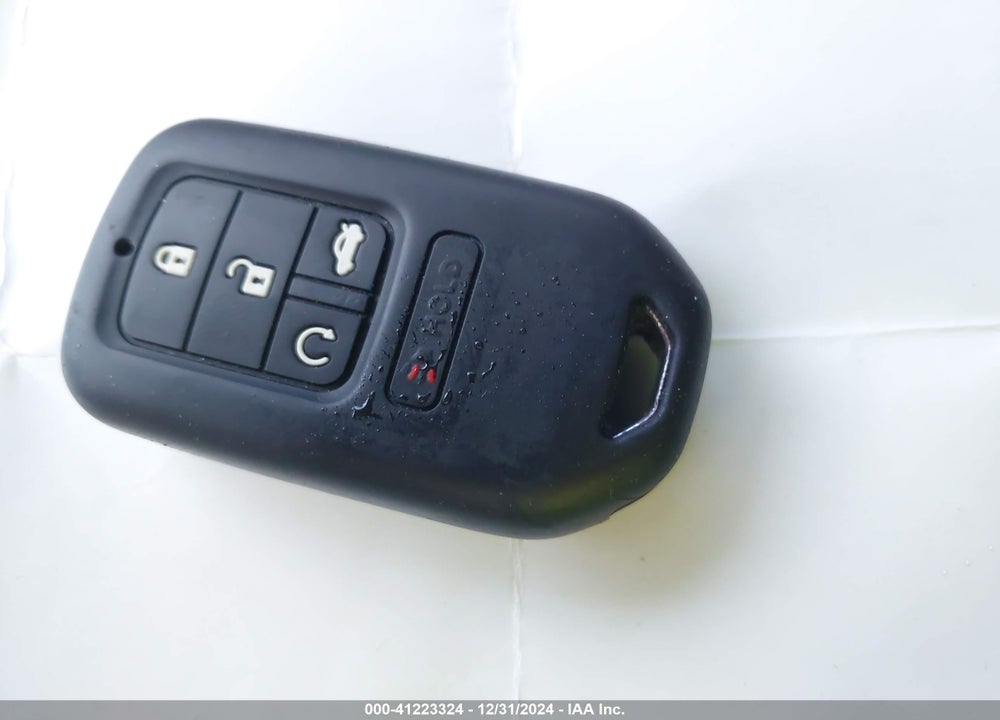 2019 HONDA CIVIC VIN: 19XFC1F37KE201526