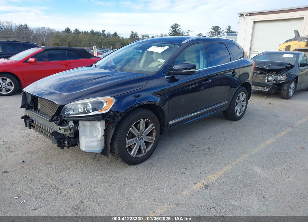 2017 VOLVO XC60 T5 INSCRIPTION VIN: YV440MRU3H2130429