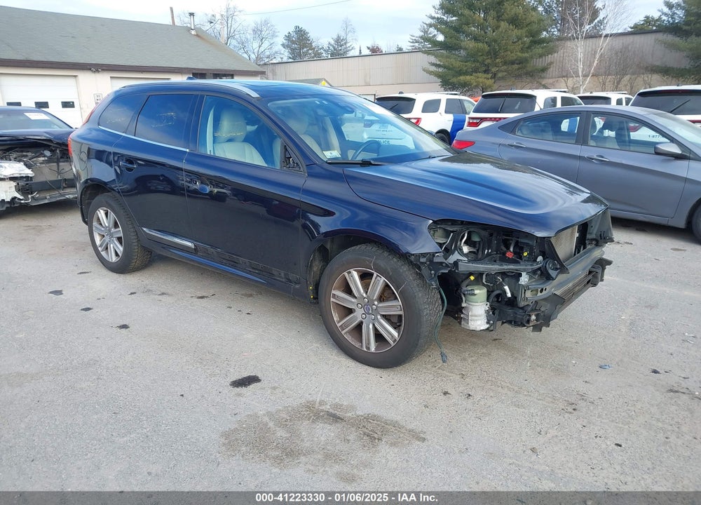 2017 VOLVO XC60 T5 INSCRIPTION VIN: YV440MRU3H2130429