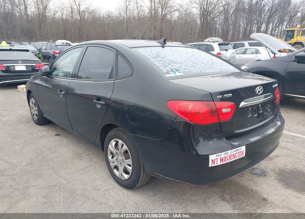 2010 HYUNDAI ELANTRA GLS VIN: KMHDU4AD8AU151656