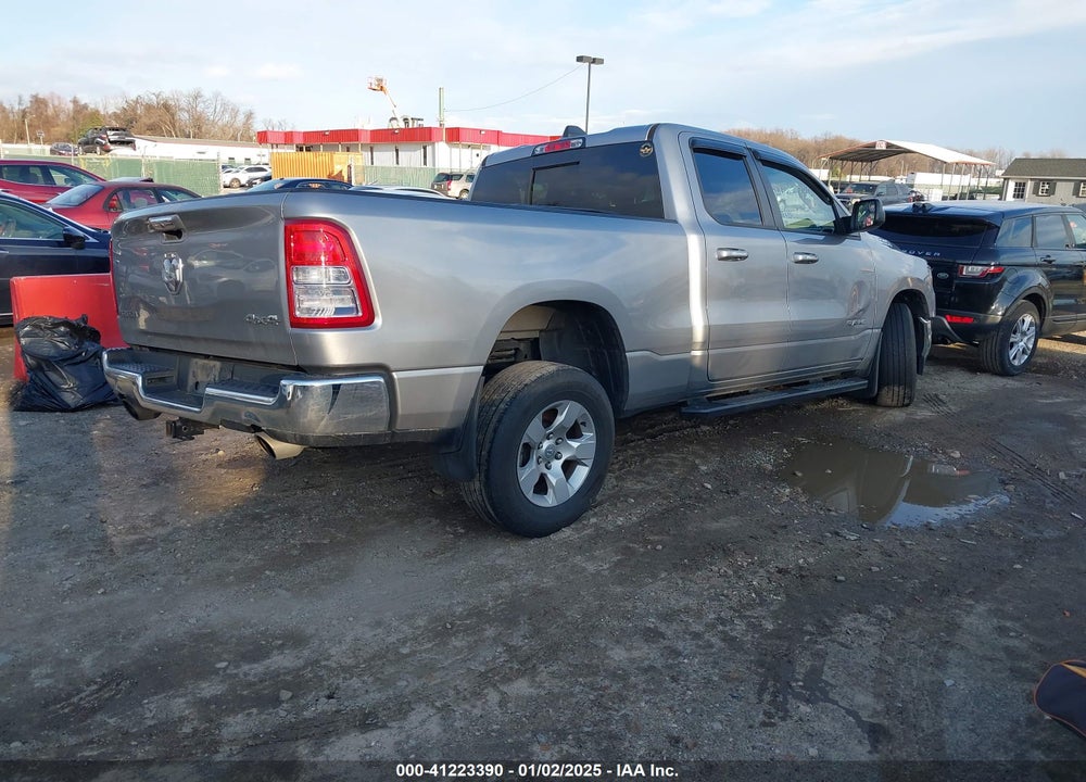 2020 RAM 1500 BIG HORN 4X4 6'4 BOX VIN: 1C6SRFBT1LN343293