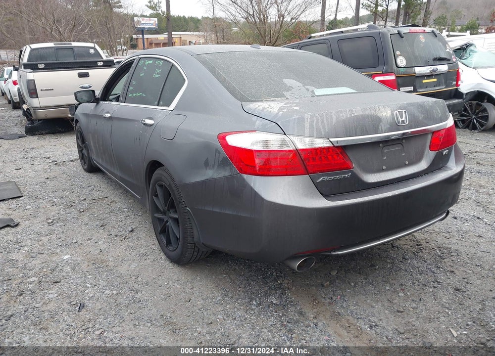 2014 HONDA ACCORD VIN: 1HGCR3F87EA000548