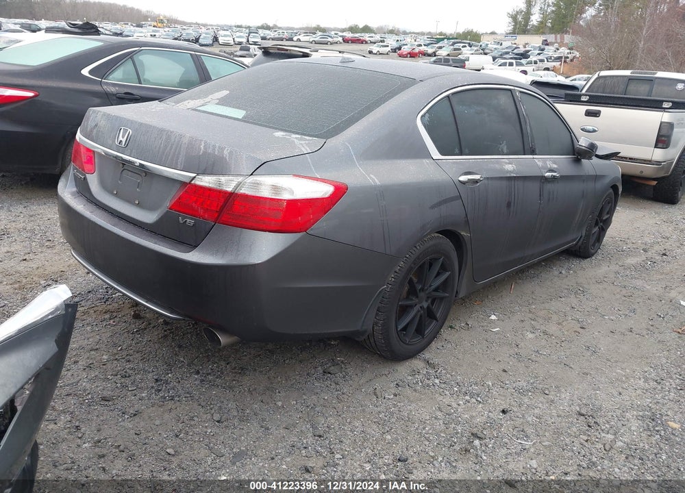 2014 HONDA ACCORD VIN: 1HGCR3F87EA000548
