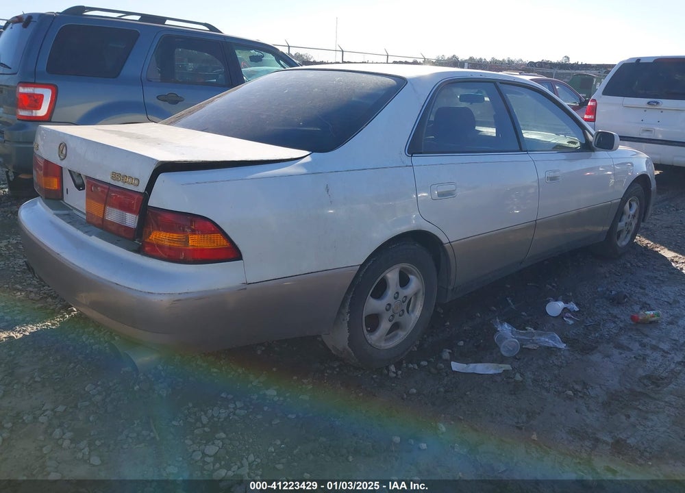 1998 LEXUS ES 300 VIN: JT8BF28G1W5045429
