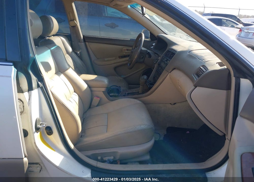 1998 LEXUS ES 300 VIN: JT8BF28G1W5045429