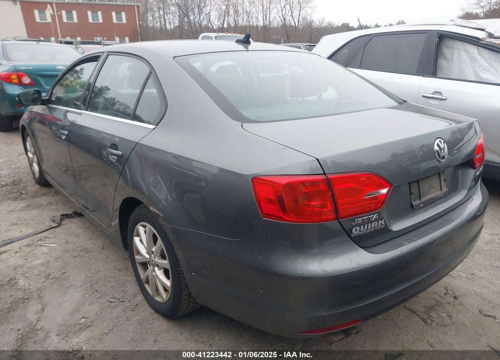 2013 VOLKSWAGEN JETTA 2.5L SE VIN: 3VWDP7AJ0DM365730