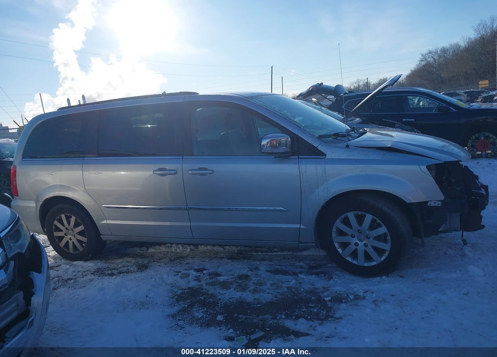 2012 CHRYSLER TOWN & COUNTRY TOURING-L VIN: 2C4RC1CG4CR125509