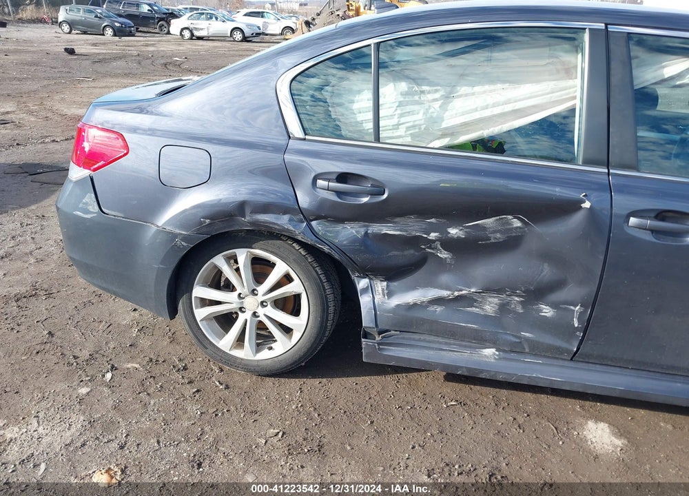 2014 SUBARU LEGACY 2.5I PREMIUM VIN: 4S3BMBC60E3037192