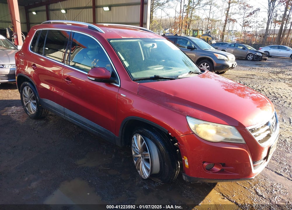 2010 VOLKSWAGEN TIGUAN WOLFSBURG EDITION VIN: WVGAV7AX4AW001754