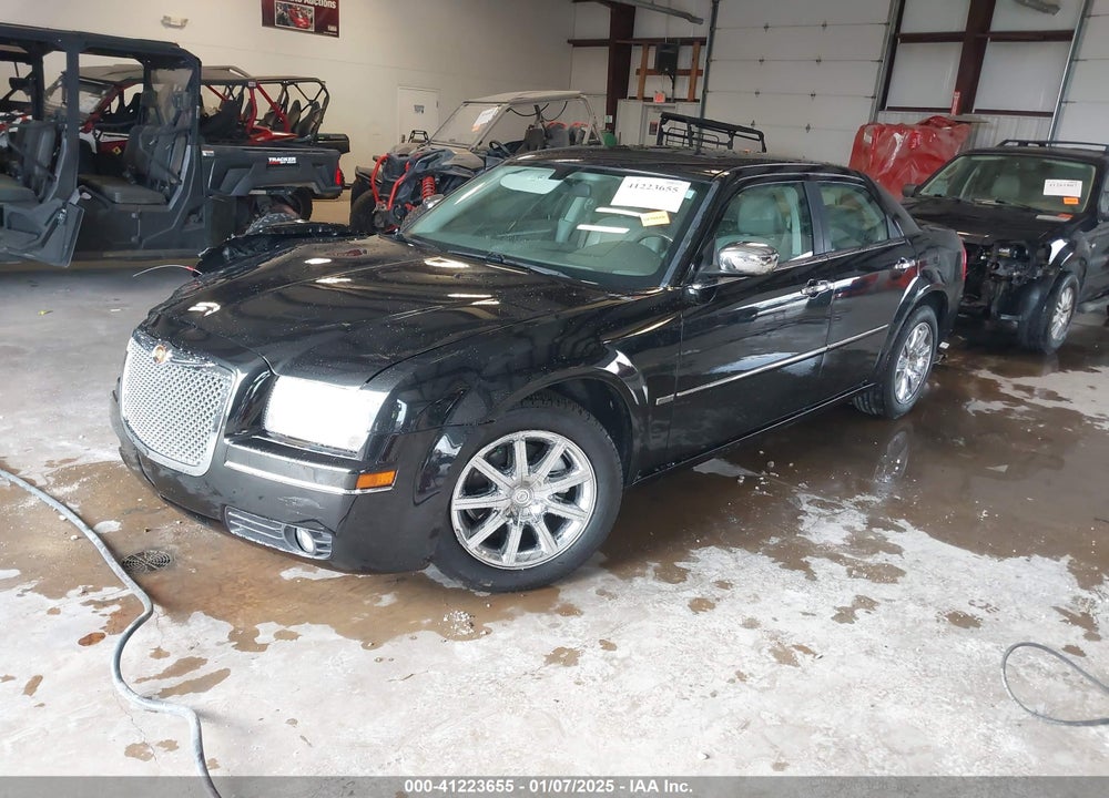 2010 CHRYSLER 300 VIN: 2C3CA5CV3AH123226