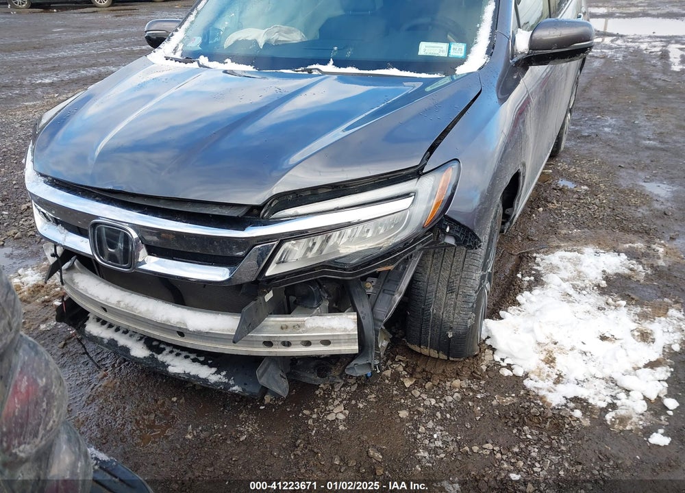 2019 HONDA PILOT TOURING VIN: 5FNYF6H93KB060933