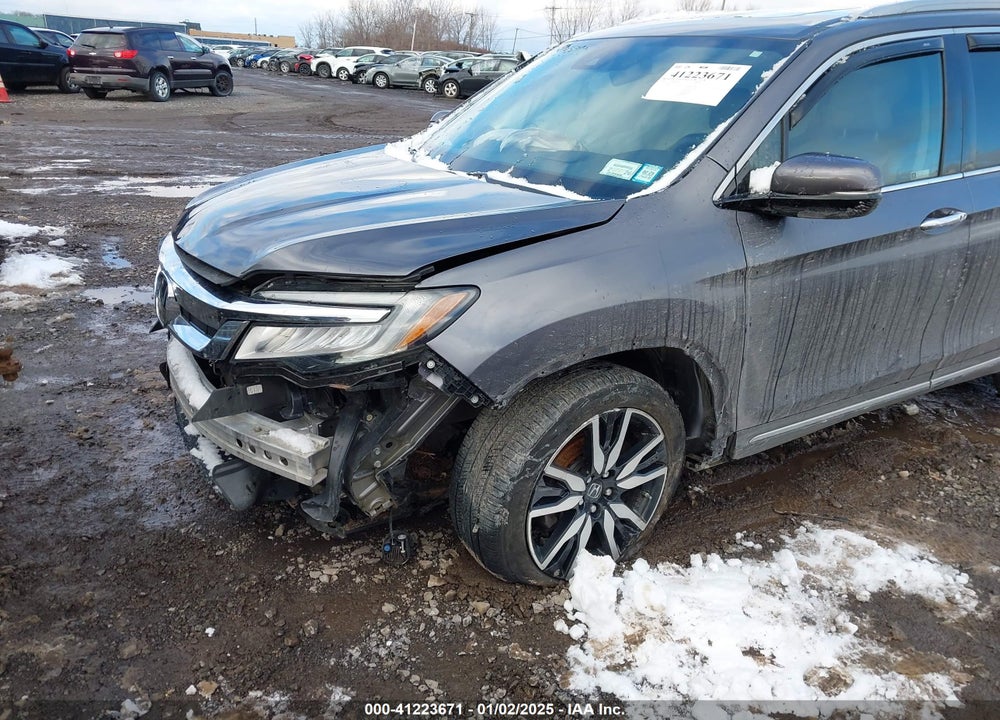 2019 HONDA PILOT TOURING VIN: 5FNYF6H93KB060933