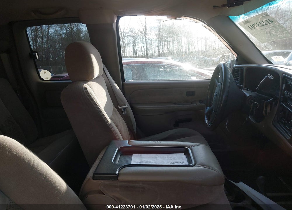 2003 CHEVROLET SILVERADO 1500 LS VIN: 2GCEK19T031274312