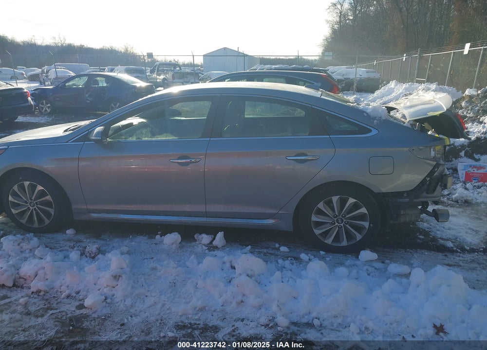 2015 HYUNDAI SONATA VIN: 5NPE34AF7FH169287