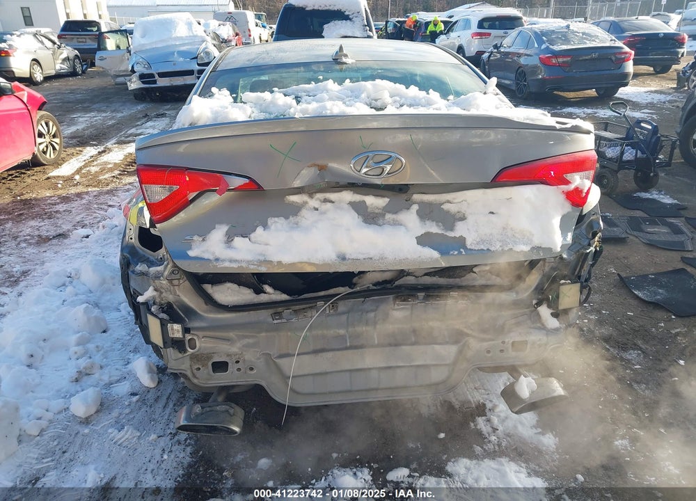 2015 HYUNDAI SONATA VIN: 5NPE34AF7FH169287