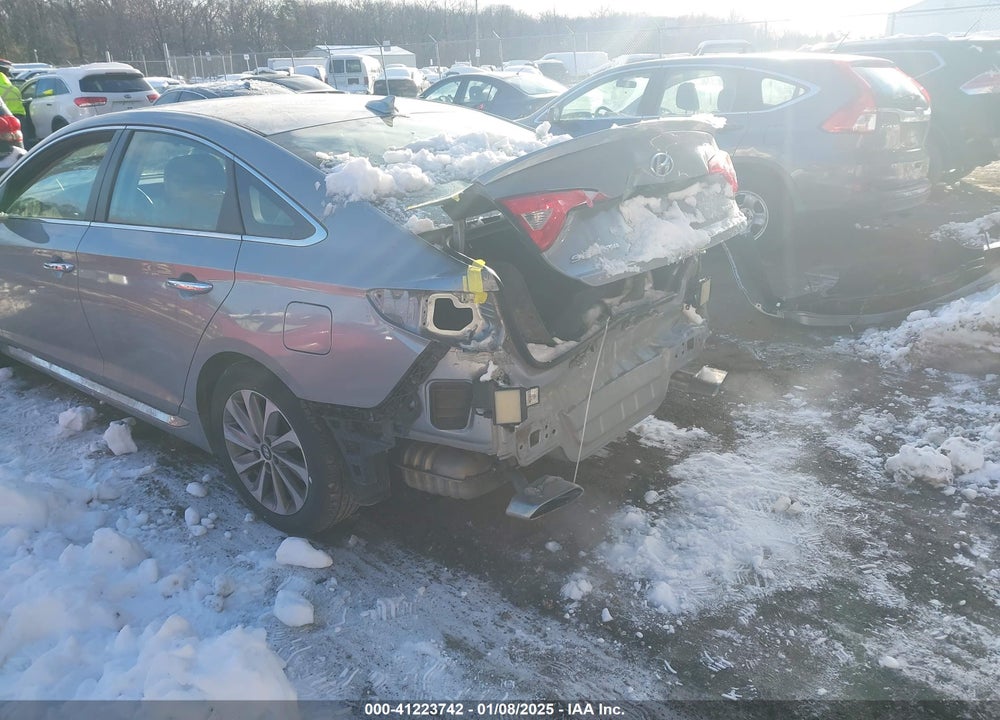 2015 HYUNDAI SONATA VIN: 5NPE34AF7FH169287