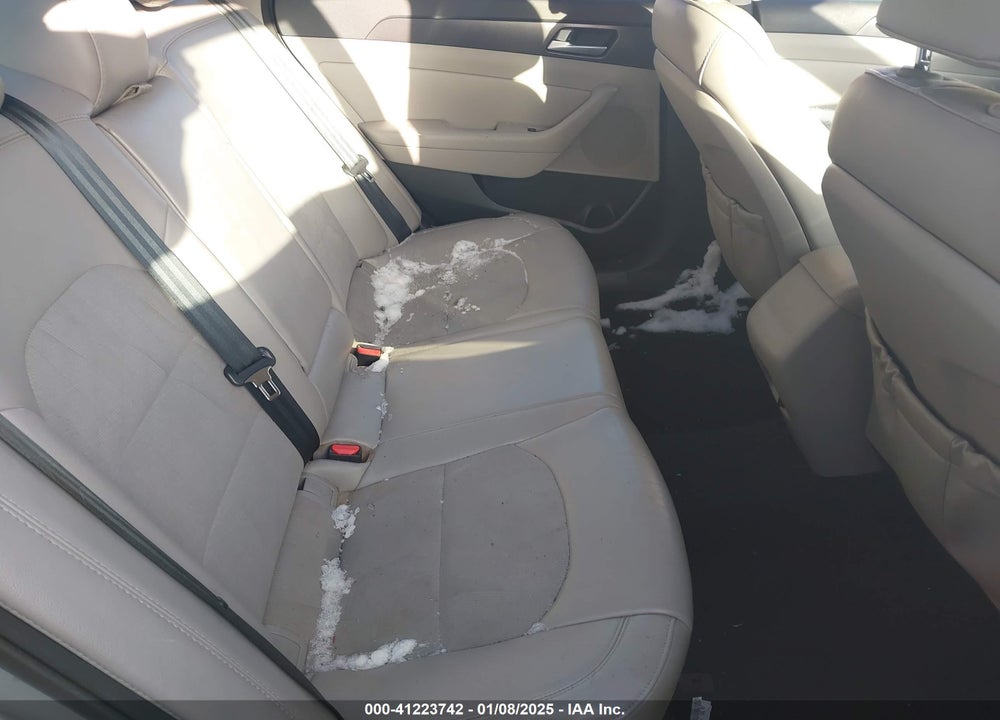 2015 HYUNDAI SONATA VIN: 5NPE34AF7FH169287